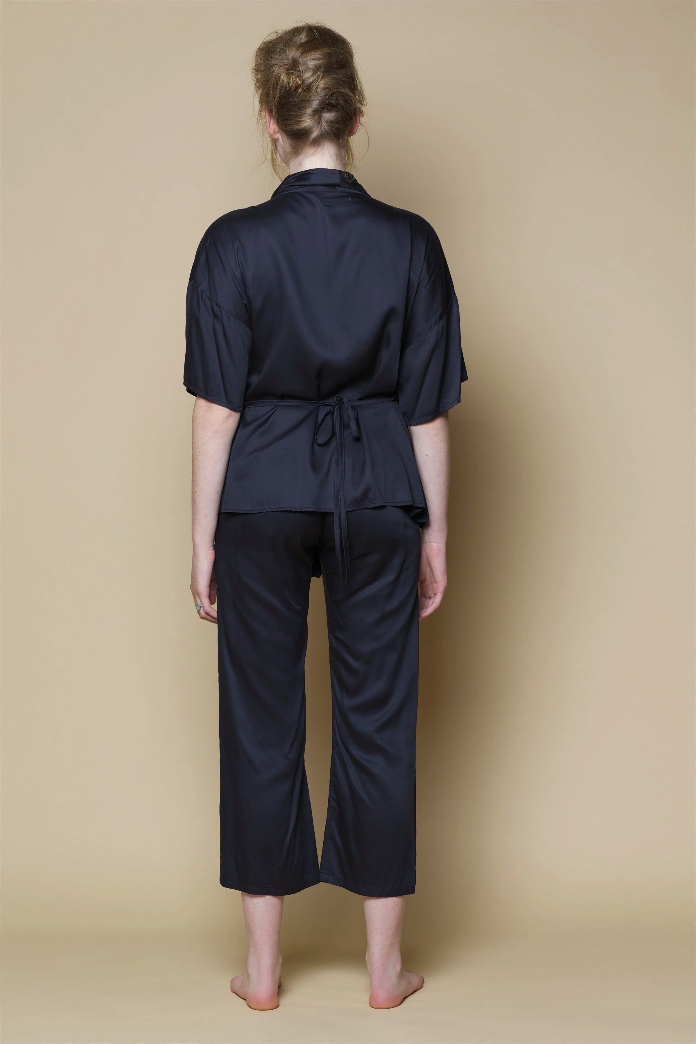 Chemisier portefeuille kimono en soie végétalienne