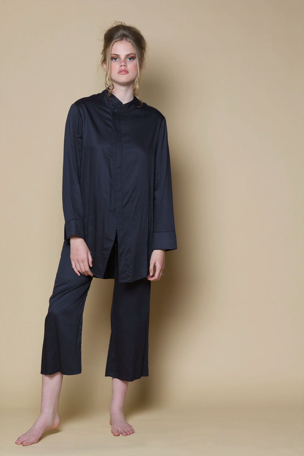 Vegan Silk Bamboo Boyfriend Shirt | Black