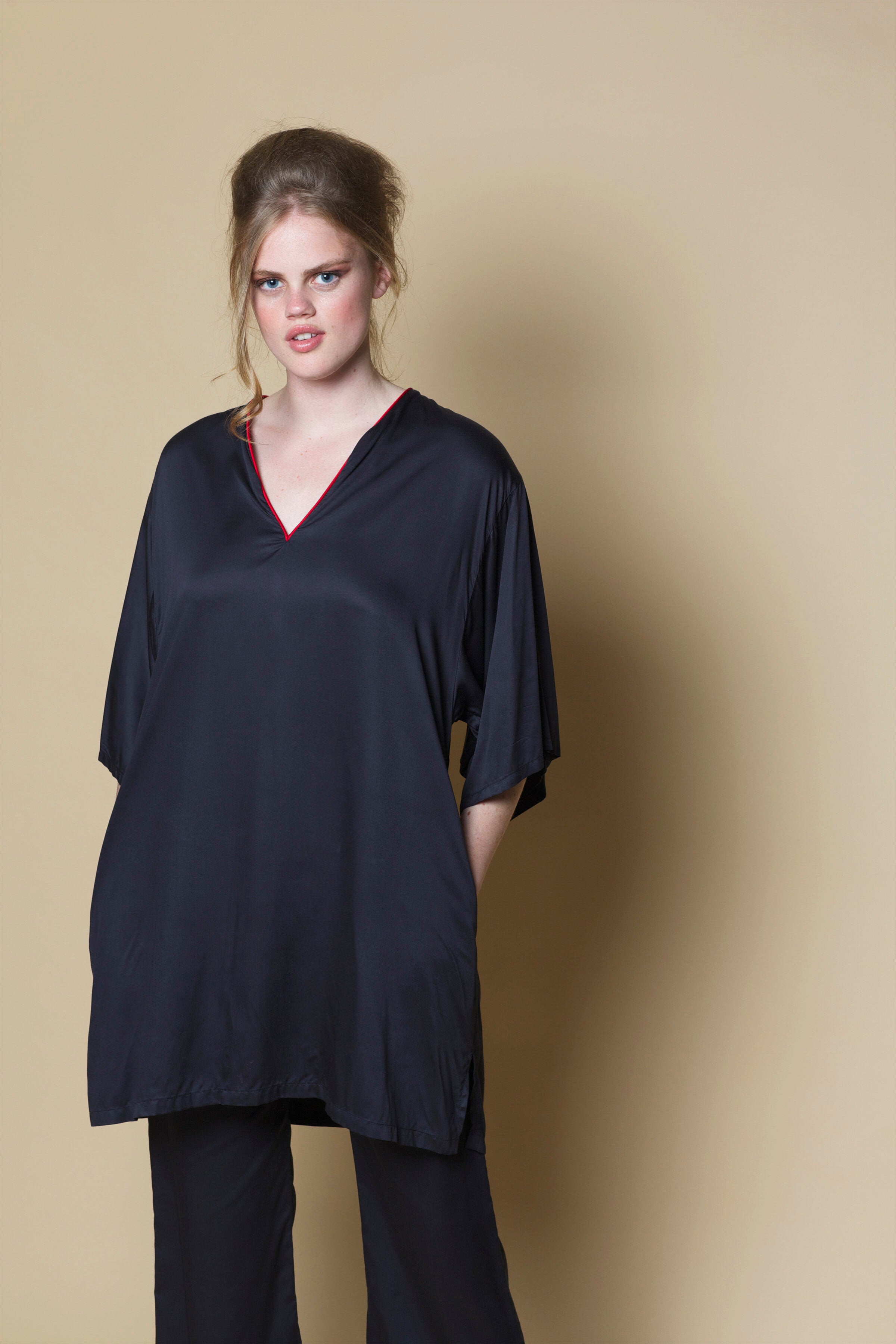 Vegan Silk Short Bamboo Kaftan | Black