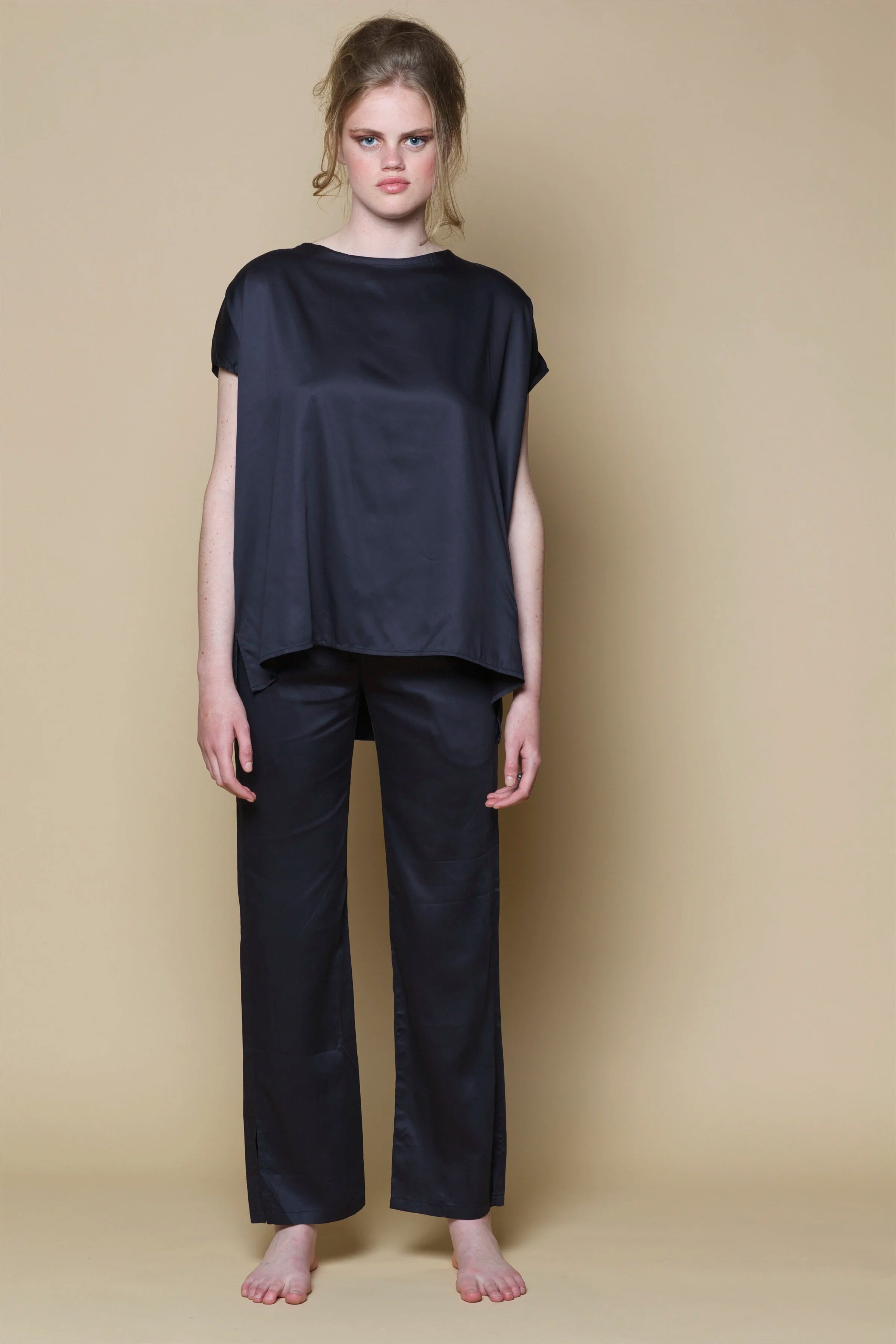 Bamboo Vegan Silk Poncho Top | Black