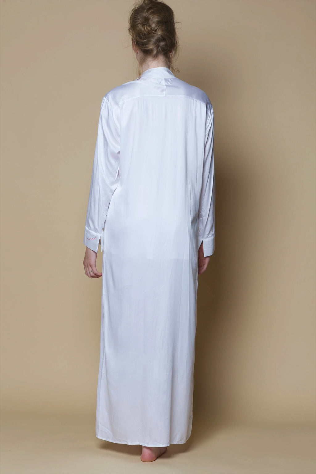 Chemise longue coupe droite en soie vegan | Blanc