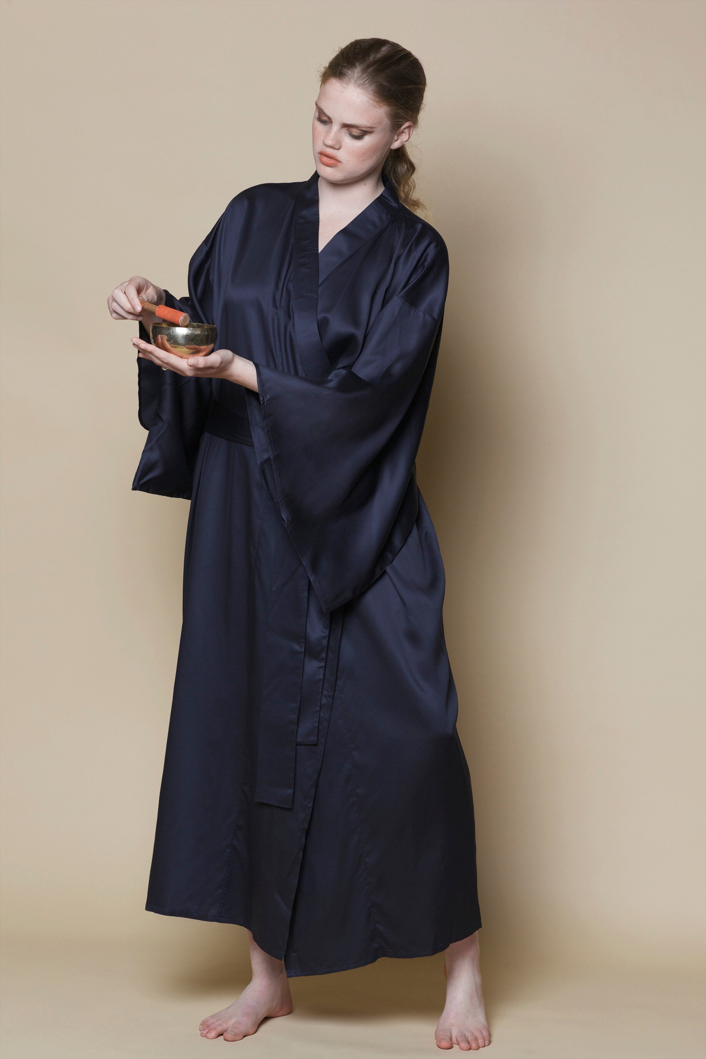 Vegan Silk Bamboo Zen Kimono | Black