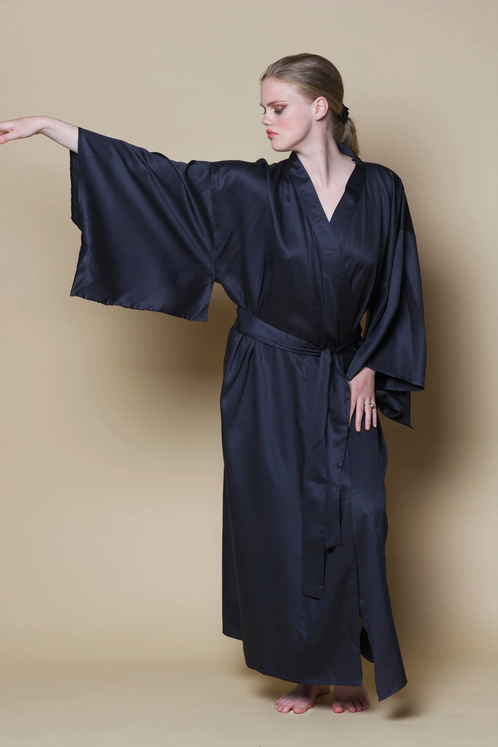 Vegan Silk Bamboo Zen Kimono | Black