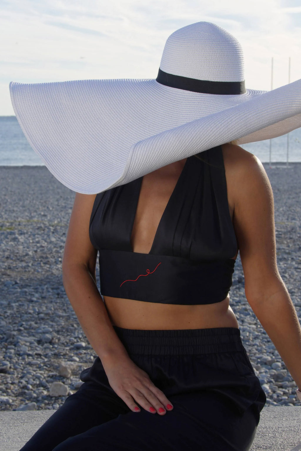 Vegan Silk Kintsugi Halter Top | Black