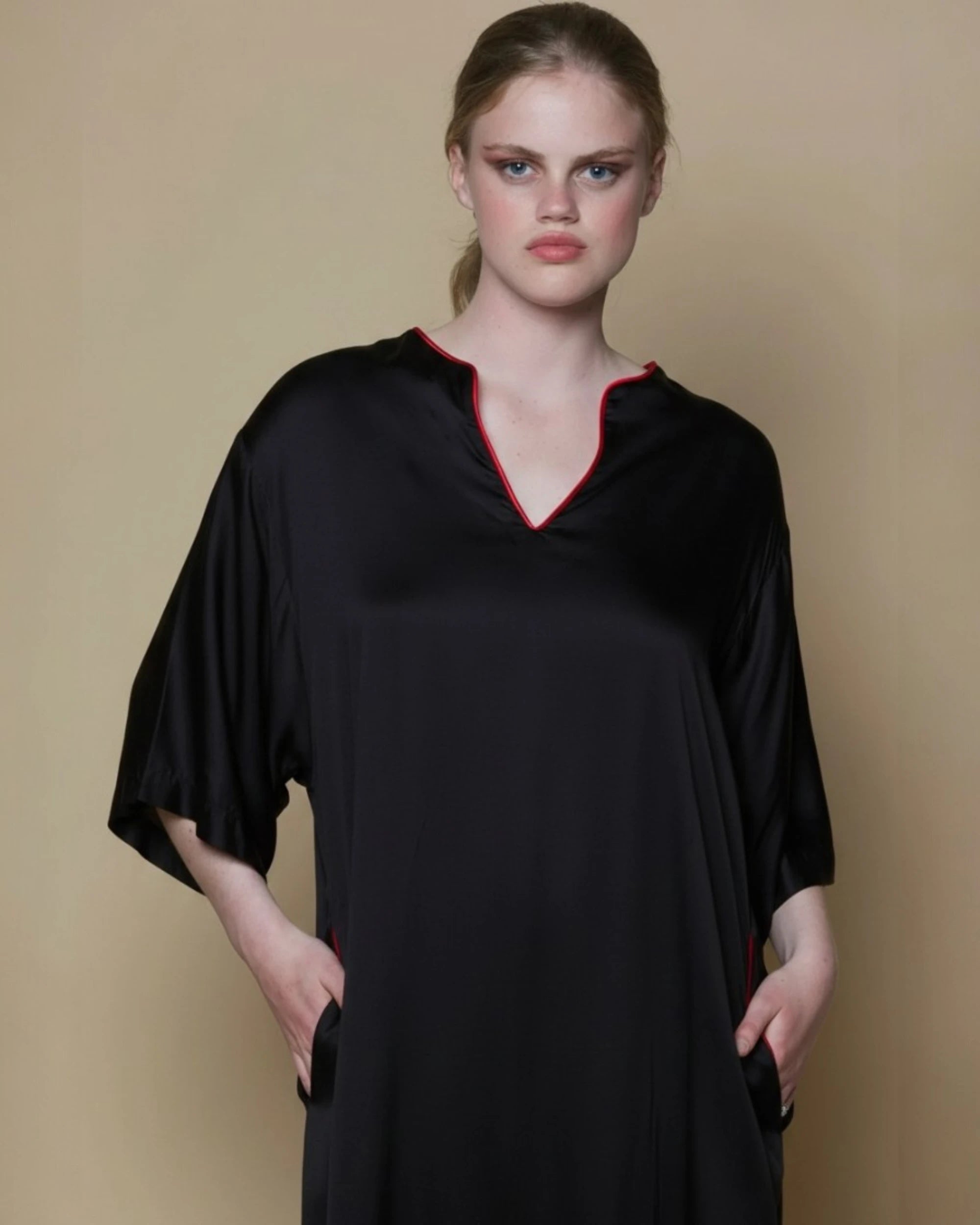 Vegan Silk Bamboo Kaftan | Black
